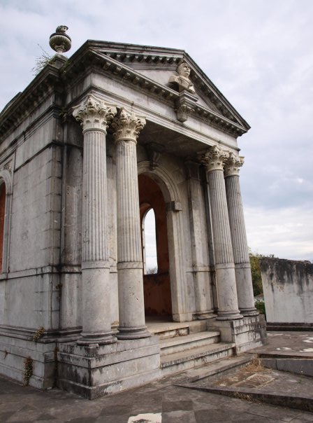 El_templo_del fin_del mundo_Ricardo_Luna_Aburto