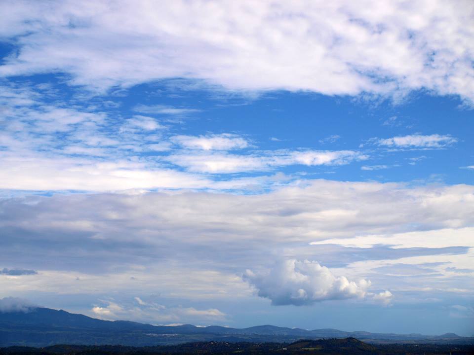 Azul_celeste...Ricardo_Luna_Aburto