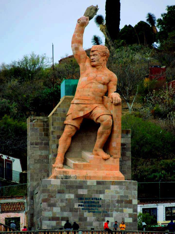 El_Pipila_coloso del pasado_Jorge_Antonio_Saucedo_Almazan