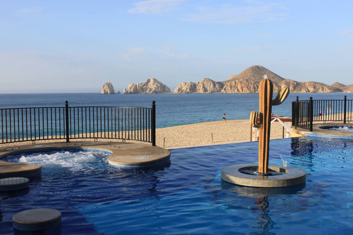 Entreazulado_Miguel_Angel_Cristiani