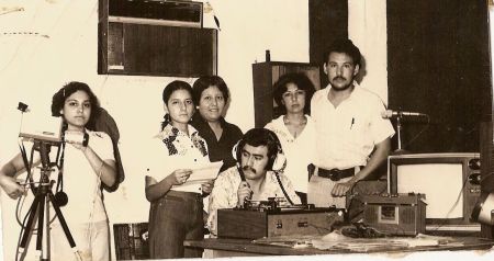 EN LA FACULTADequipoderadio1976