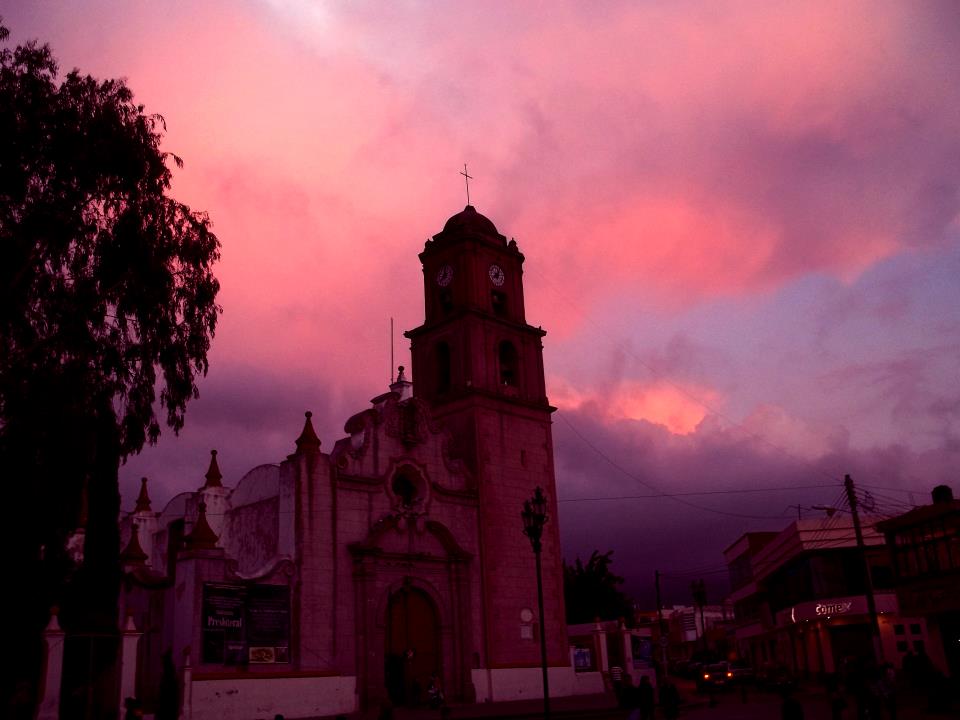 El ocaso sobre la iglesia_Mario_Jesús_Gaspar_Cobarrubias