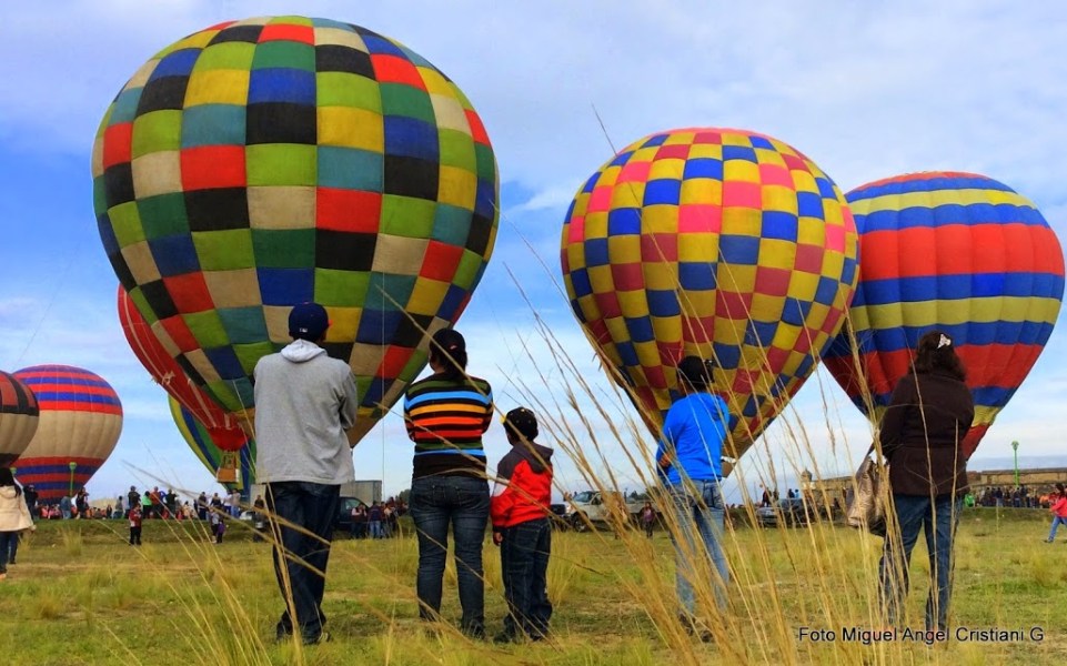 En los límites del asombro_Miguel_Angel_Cristiani