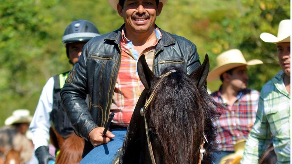 Renato-Misantla-a_caballo