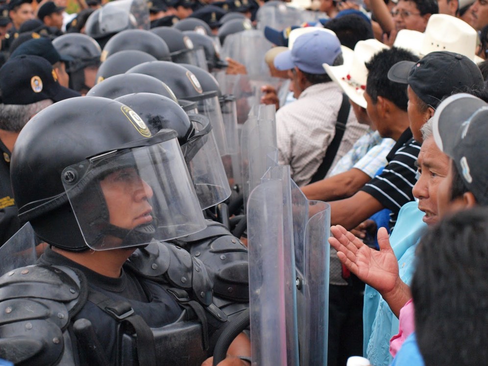 Miradas_Distantes_Ricardo_Luna_Aburto