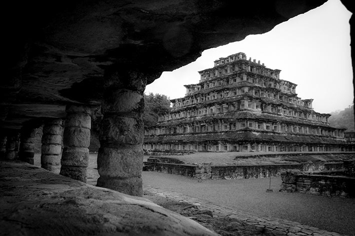 Piramide_Los_Nichos_Bulmaro_Bazaldúa_Baldo