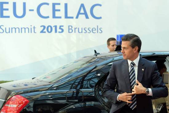 epn-llega-celac