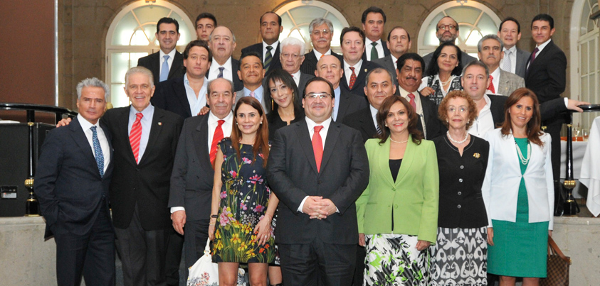 javier_duarte_reunion_veracruzanos_fb