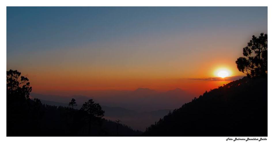 Crepúsculo de los gigantes_Bulmaro_Bazaldua_Baldo