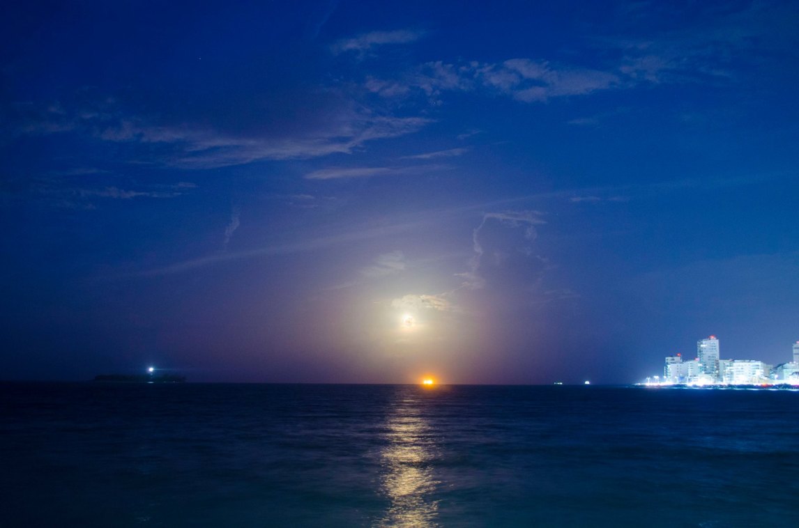 destellos_al_mar_gabriel_lopez_piana